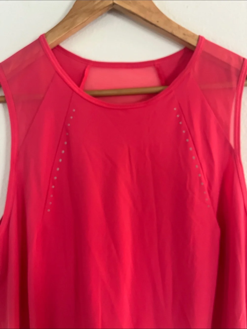 LULULEMON Coral Sculpt Tank Top